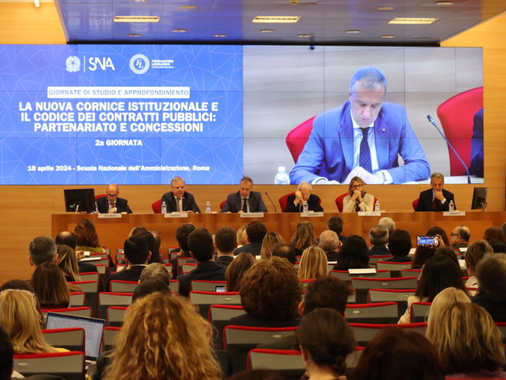 Immagine principale: Giornata conclusiva del convegno SNA – Fondazione Leonardo sulla nuova cornice istituzionale e il Codice dei Contratti Pubblici