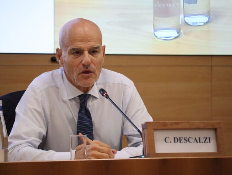 Lectio Magistralis di Claudio Descalzi: Focus su Industria, Istituzioni e Competitività Energetica